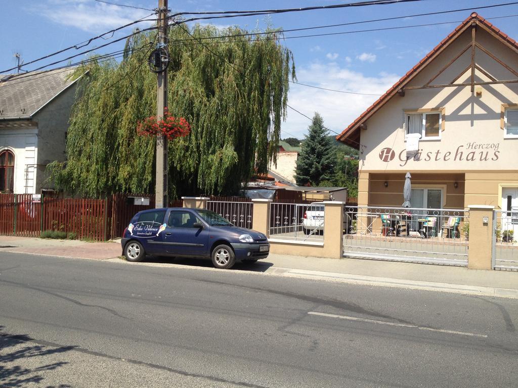 Rozse Apartman-Tetoter Budaörs Exterior foto