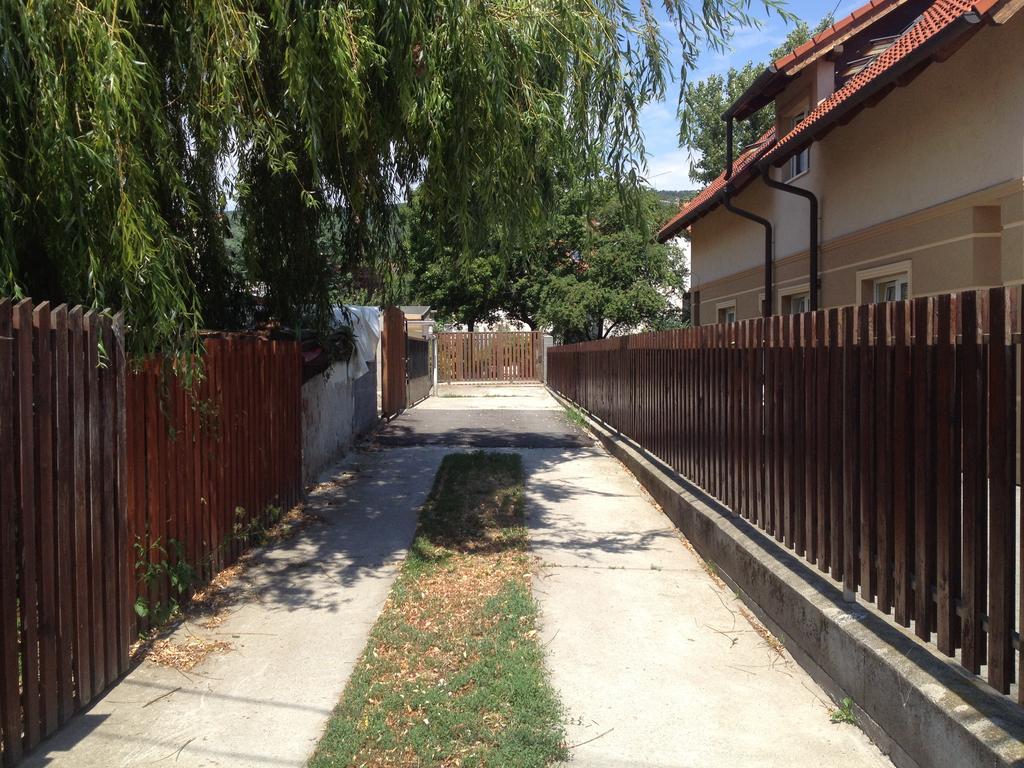 Rozse Apartman-Tetoter Budaörs Exterior foto